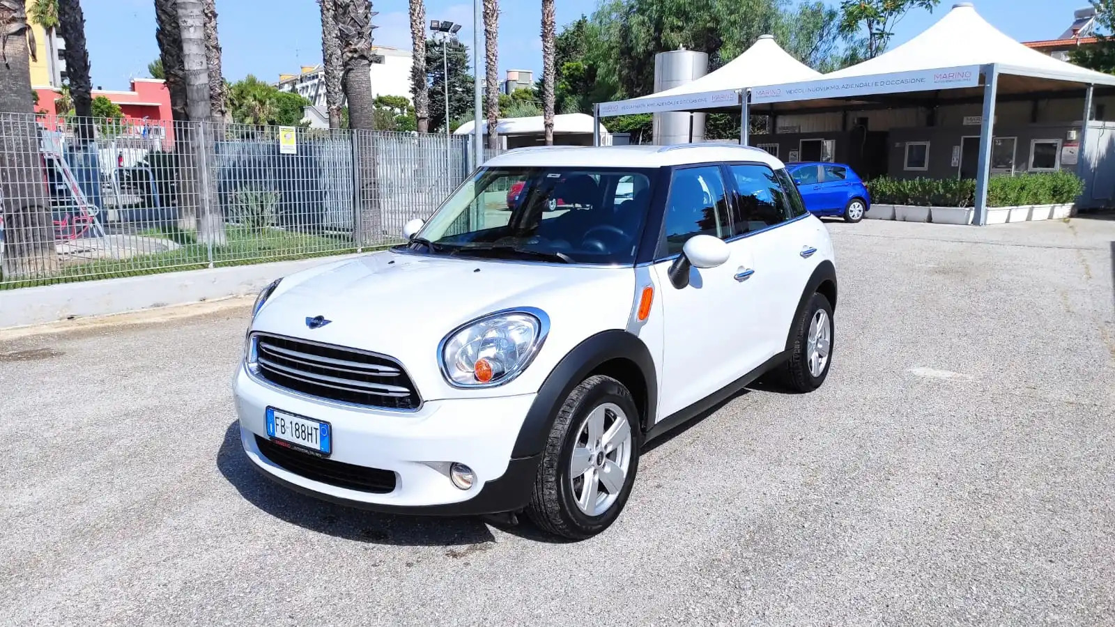 MINI COUNTRYMAN 