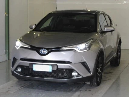 TOYOTA C-HR HYBRID 