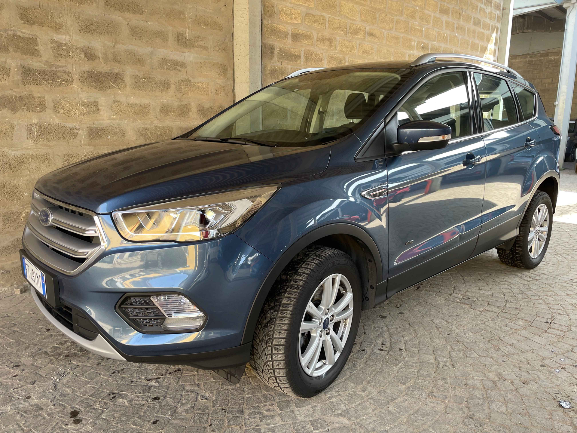 FORD KUGA