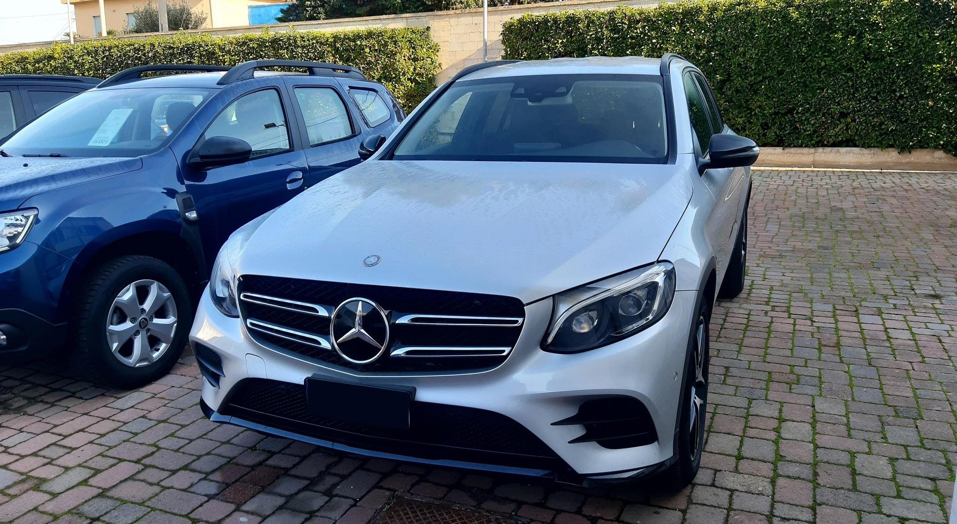 MERCEDES-BENZ GLC